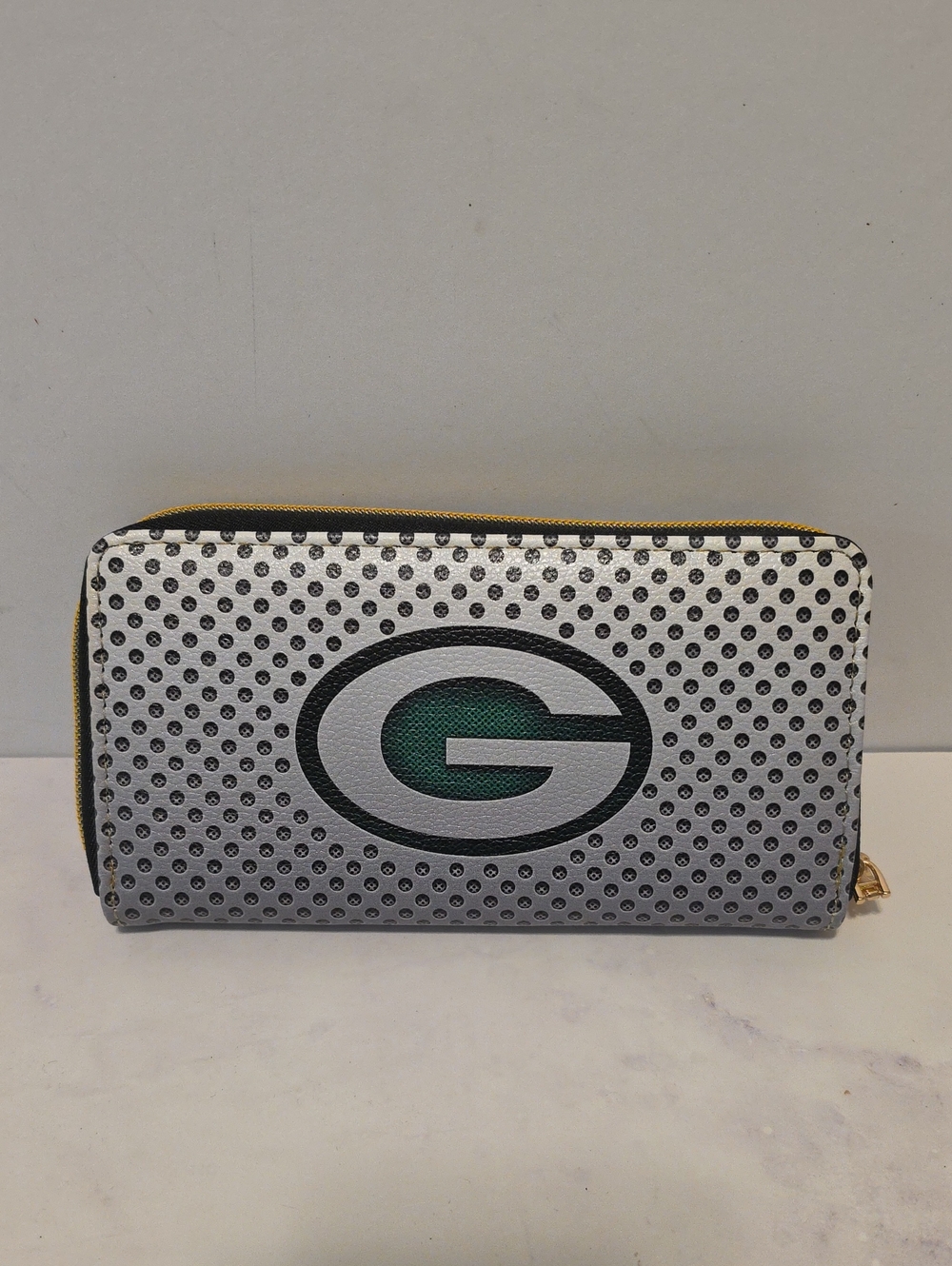Green Bay Packers Logo Zip Wallet - Silver and Green Never Used